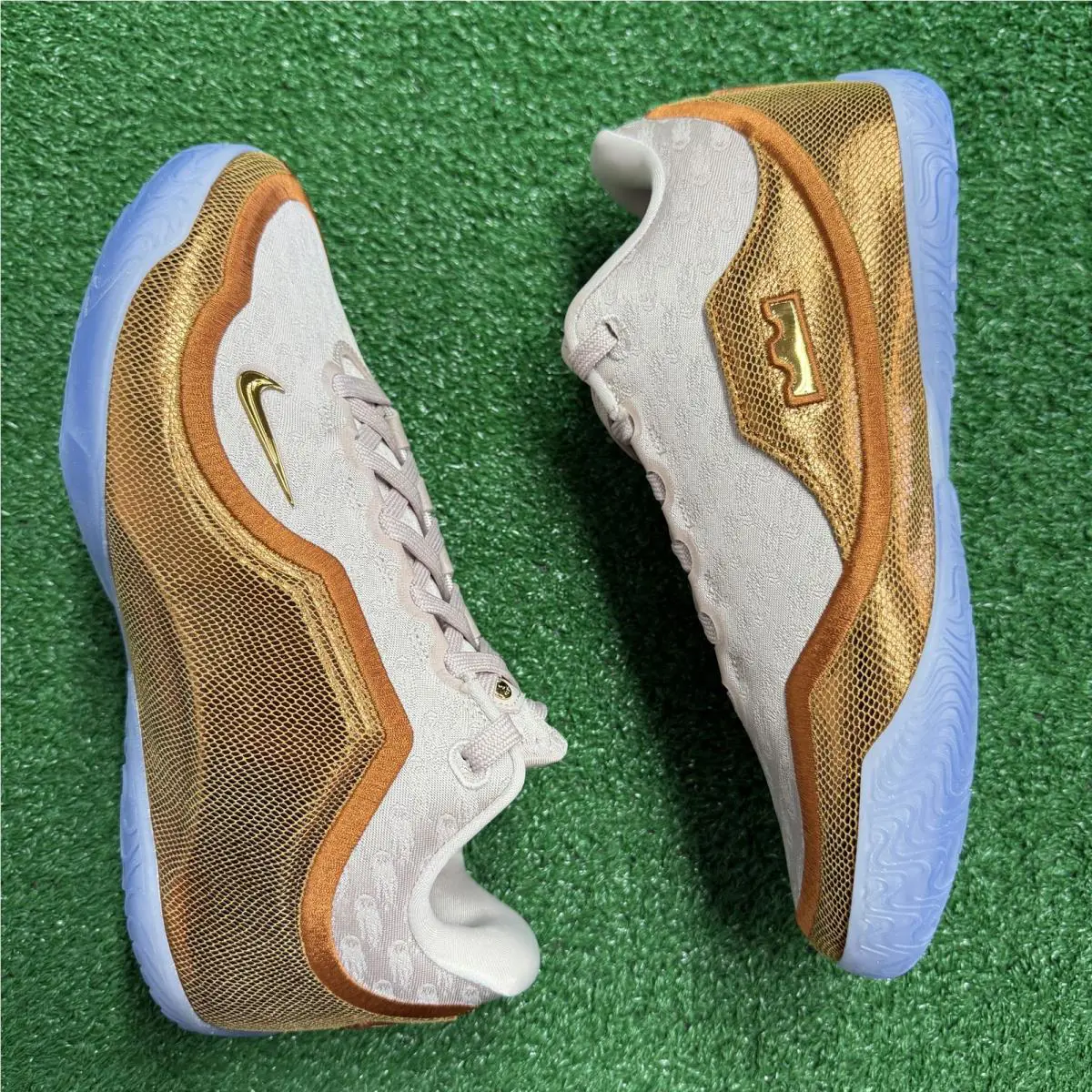 Nike shoes - LeBron 23 LeBronto - LeBron LeBronto - IV4800-602 - Pink 6