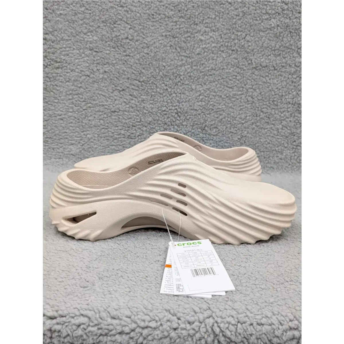 Crocs shoes - Crocs Echo Wave - Echo Wave - Brown 3
