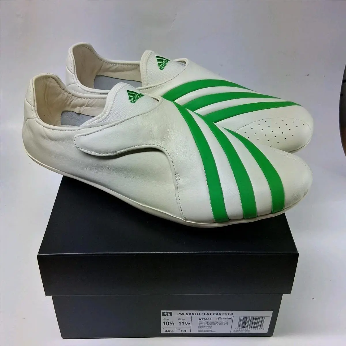 Size 10.5 Adidas Pharrell Williams Virginia Vario Flat Earther Green