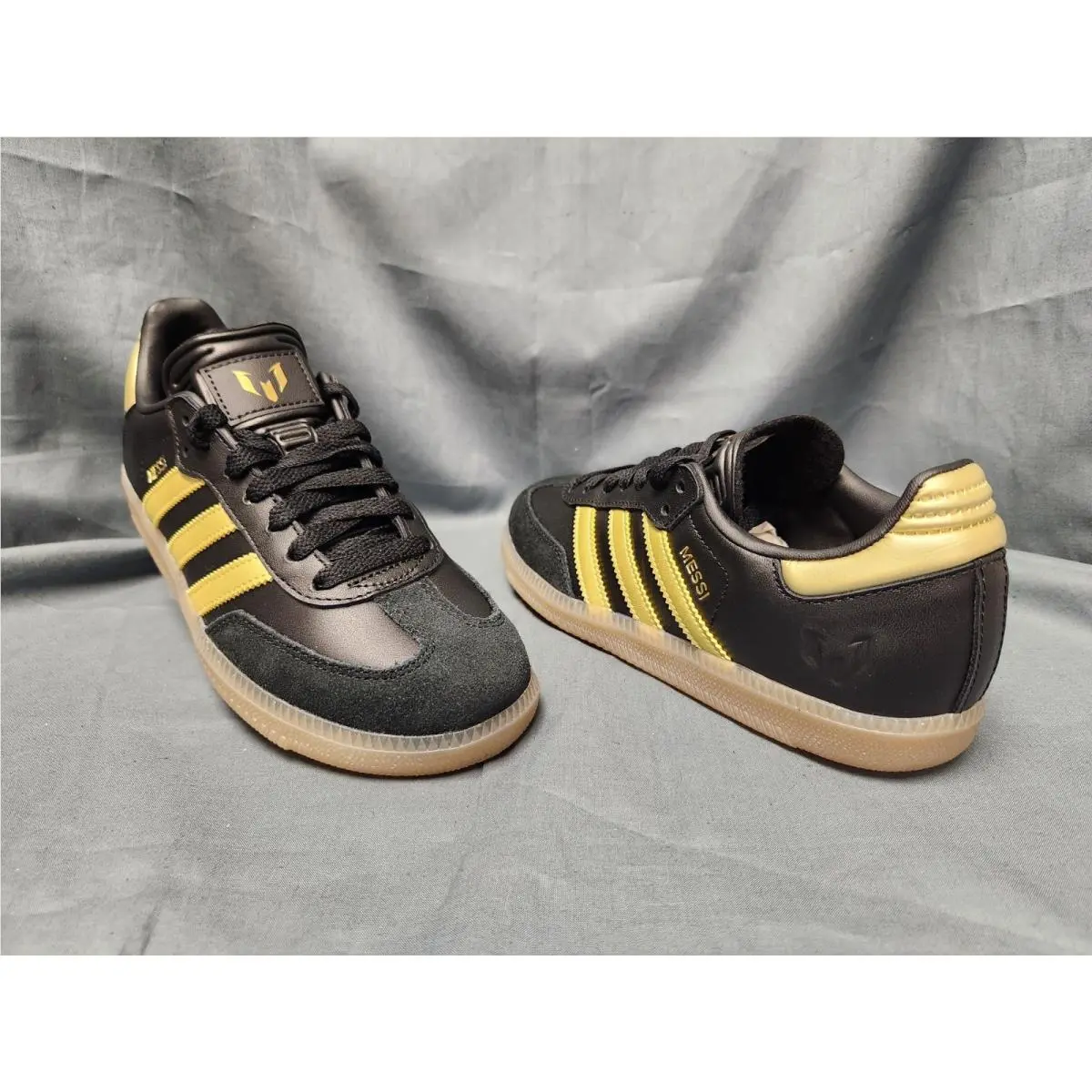 Adidas Boys Samba Messi J Sneakers Leather Black Gold Gum Size 5.5