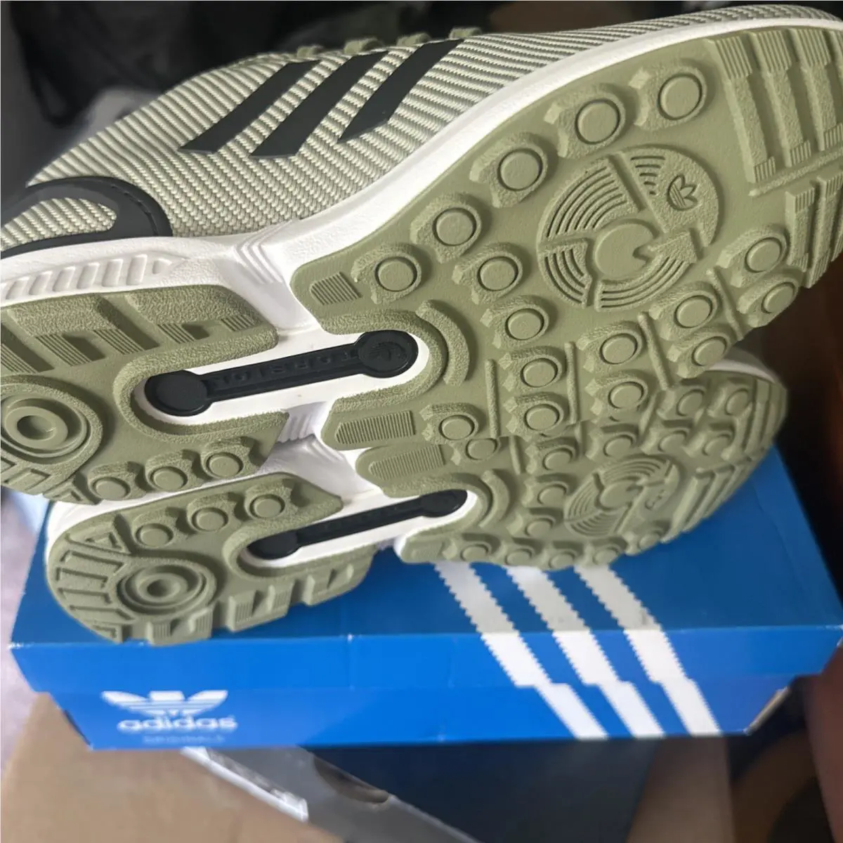 Adidas shoes - adidas ZX - Green (UPC: 0889765419025) 5