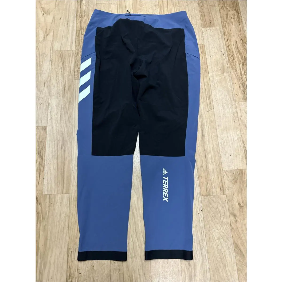Adidas clothing - Wonder Steel / Black 5