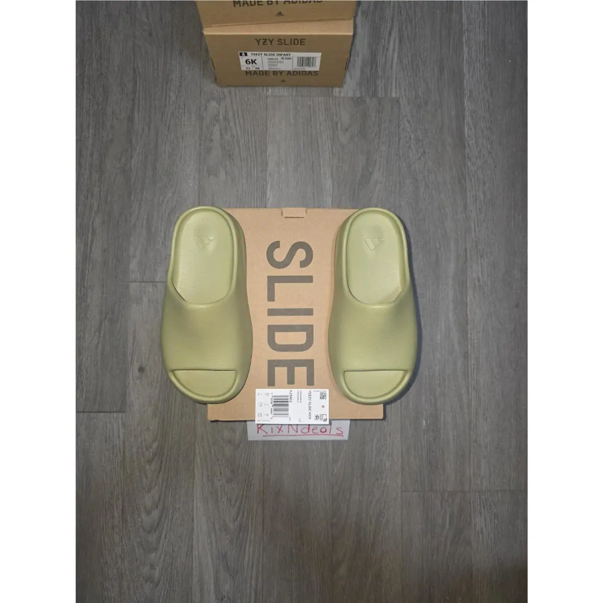 Adidas shoes - resin 0