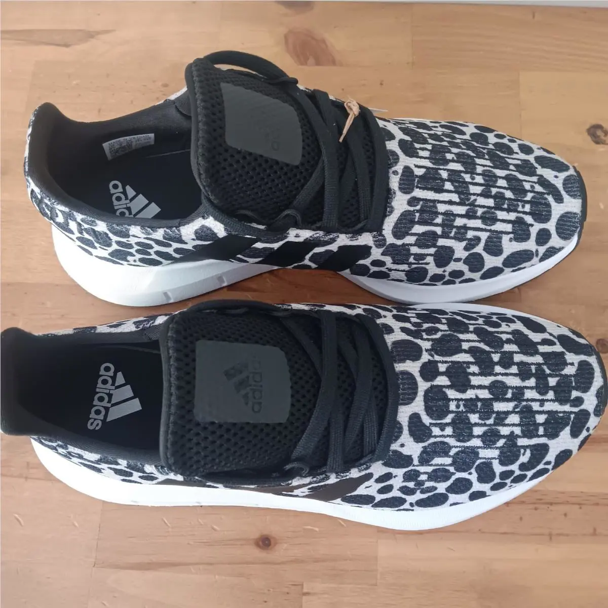 Adidas shoes - Swift Run 1.0 - Swift Run - Black (UPC: 197621912826) 2