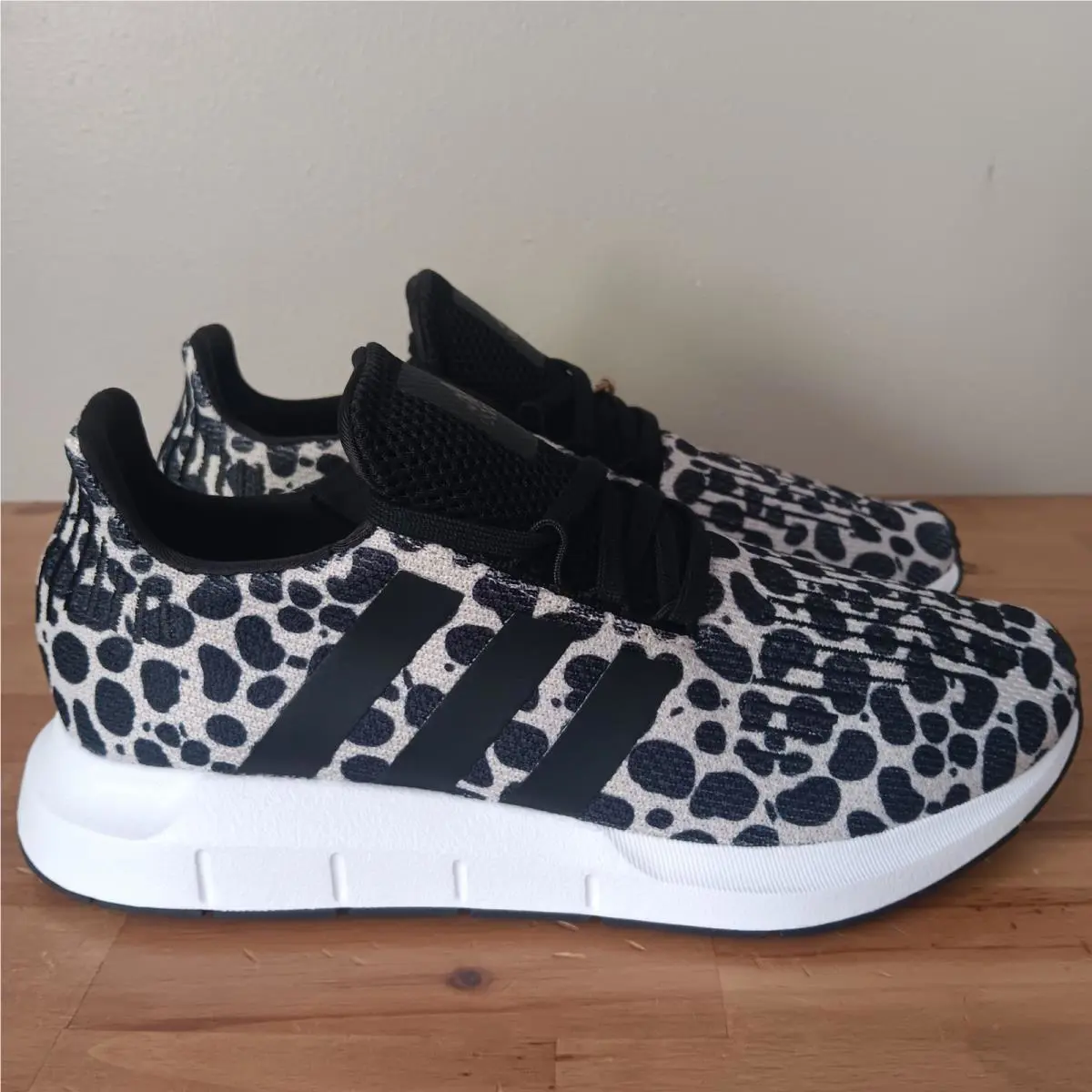 Adidas shoes - Swift Run 1.0 - Swift Run - Black (UPC: 197621912826) 1
