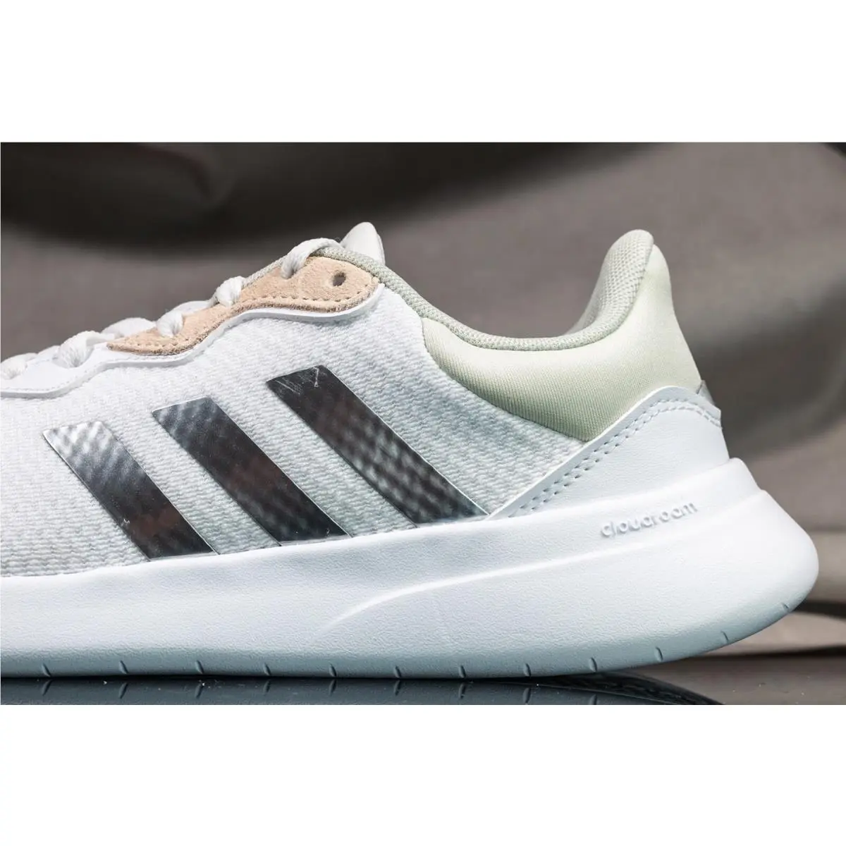 Adidas QT Racer Sneakers For Women US Size 9