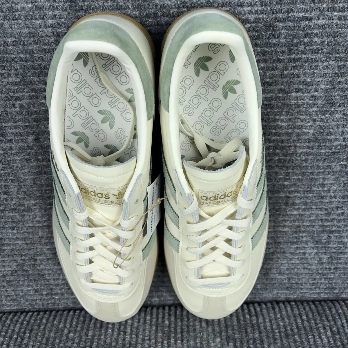 Adidas shoes - adidas Handball Spezial - Handball Spezial - IF9730 - Off White / Silver Green / Gum 5
