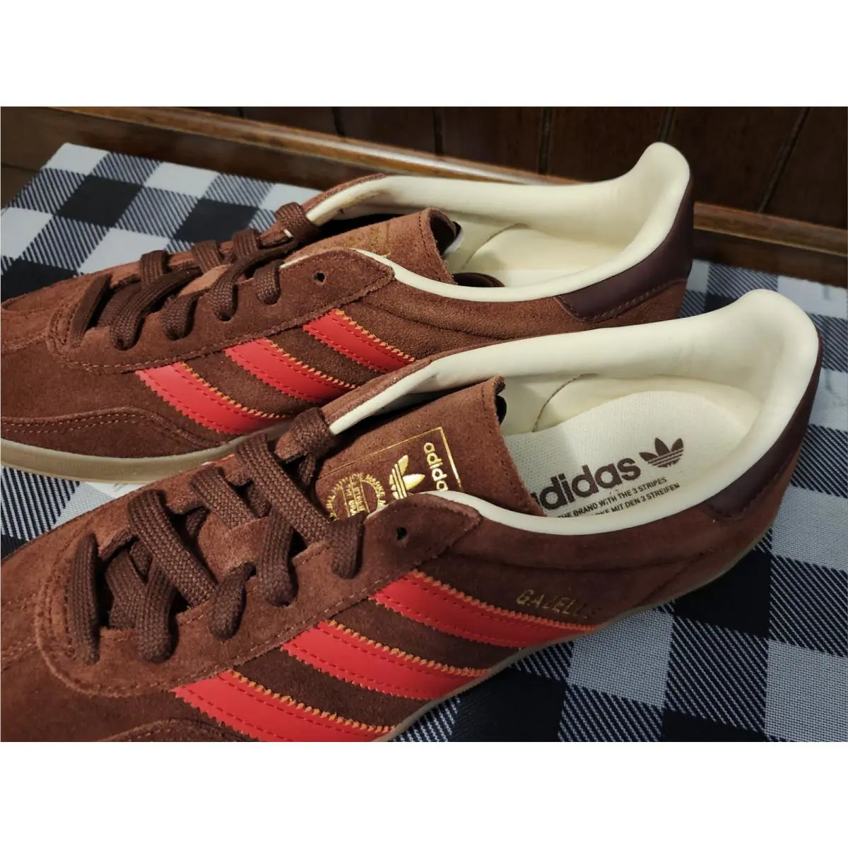 Adidas shoes - GAZELLE INDOOR - GAZELLE INDOOR - IH9663 - FOX BROWN/RED/GUM4 11
