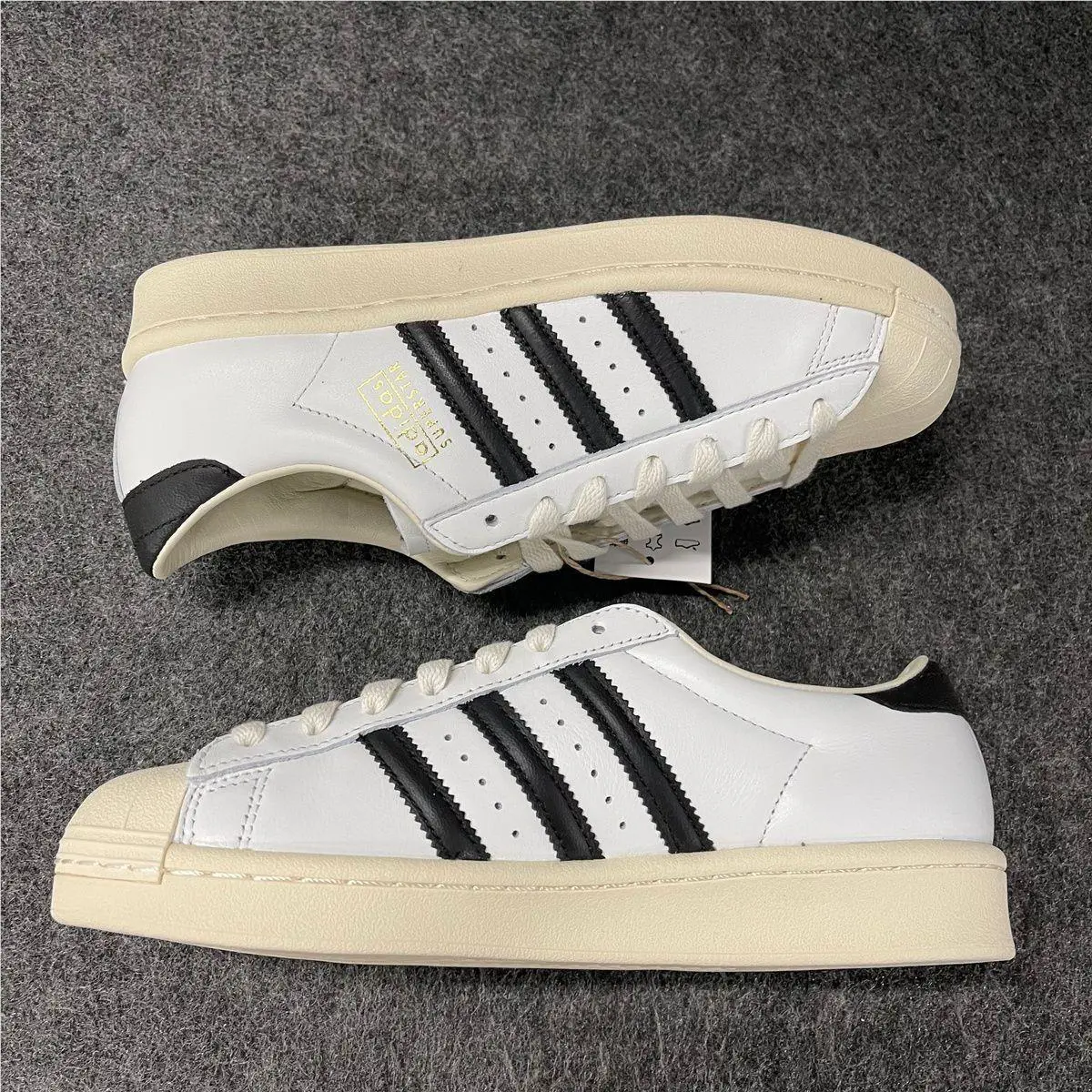 Adidas shoes - VS189573 - vs-189573 - White (UPC: 197620886548) 1