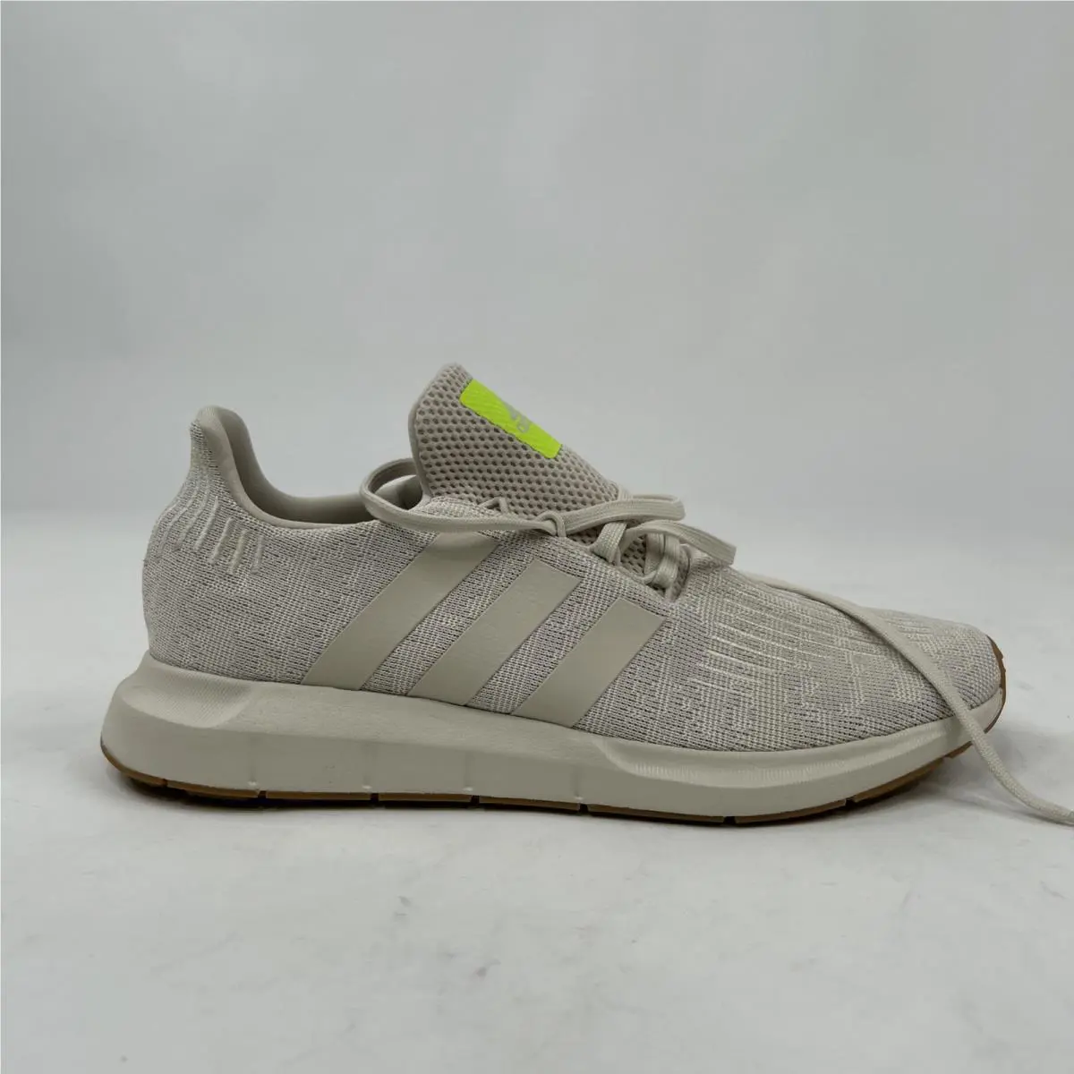 Adidas shoes - adidas Swift Run - Swift Run - Beige, Manufacturer: Aluminium / Aluminium / Lucid Lemon 1