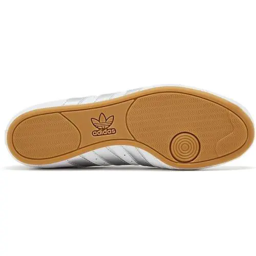 Adidas shoes - Cloud White / Silver Metallic / Gum 1