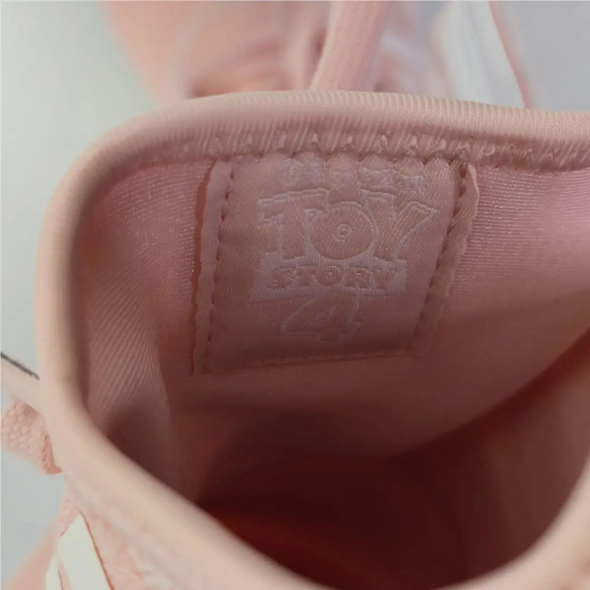 Adidas shoes - adidas NMD R1 - NMD - salmon pink / pastel peach 9