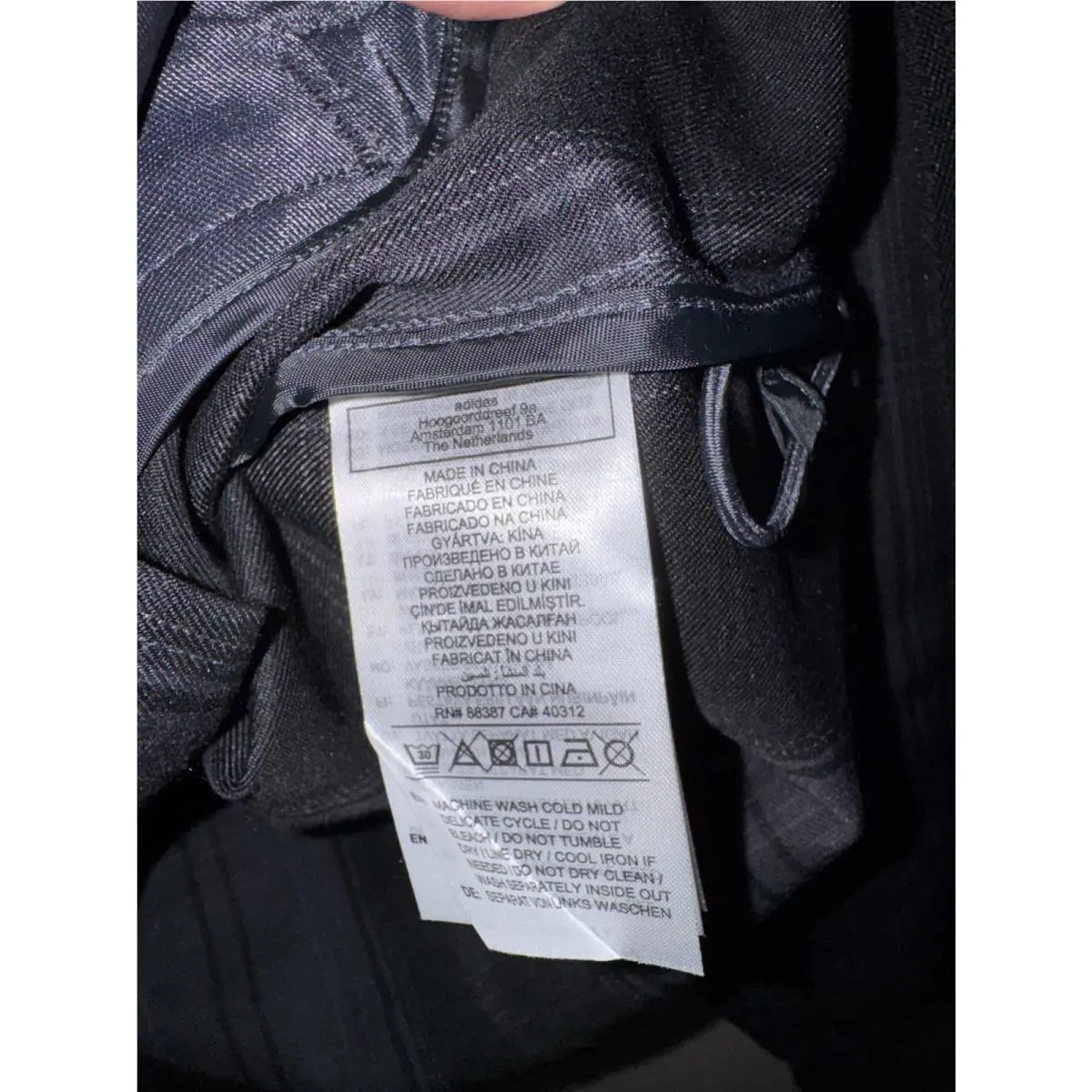 Adidas clothing - Black 6