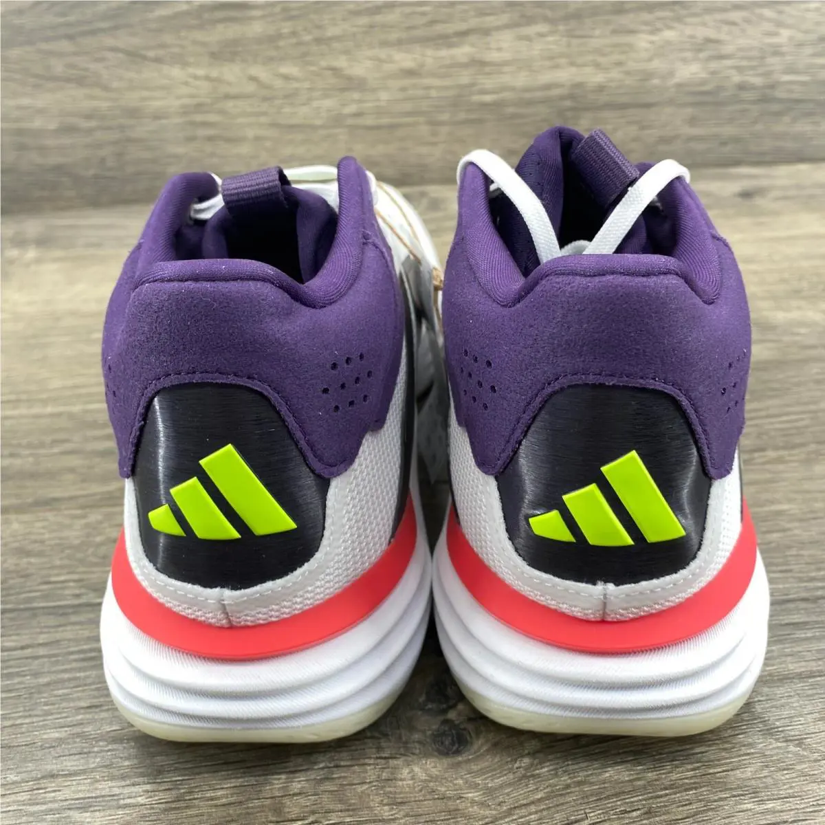 Adidas shoes - Courtstabil M - Courtstabil - White 2