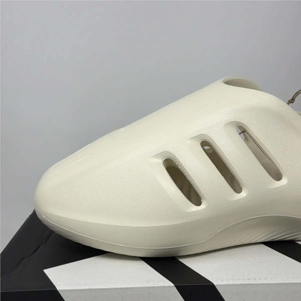 Adidas shoes - Adidas adiFOM Infinity - adiFOM Infinity - JH6766 - Ivory (UPC: 0197611334164) 6