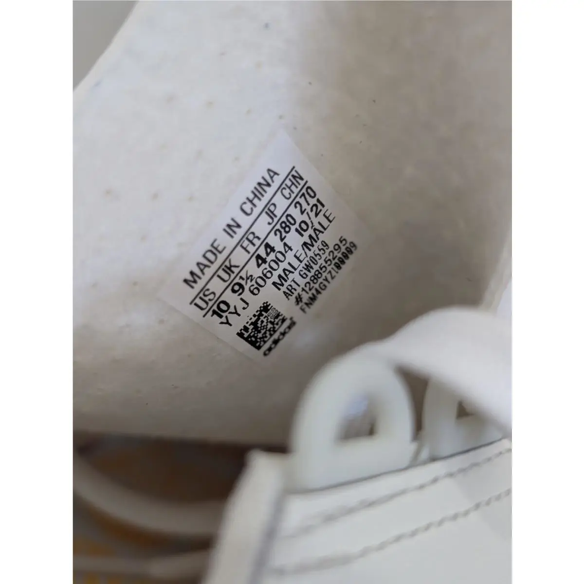 Adidas shoes - Adidas	Retropy ES - GW0559 - Multicolor 4