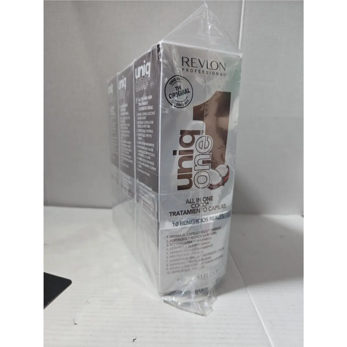 3 Pack Uniqone Revlon Professional Hair Treatment Moisturizing Leave-in -5.1oz