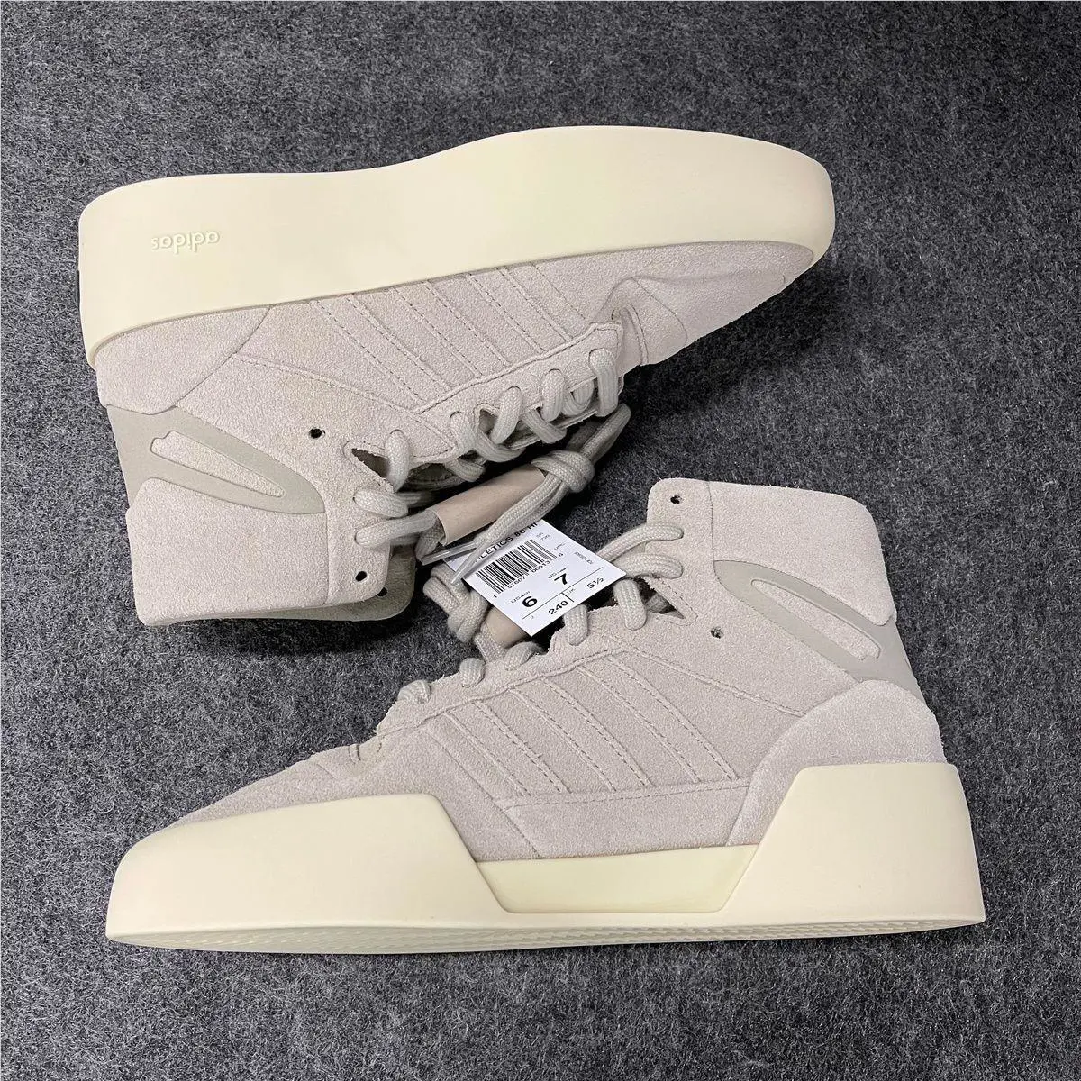 Adidas shoes - VS192572 - vs-192572 - Beige (UPC: 197607006136) 4