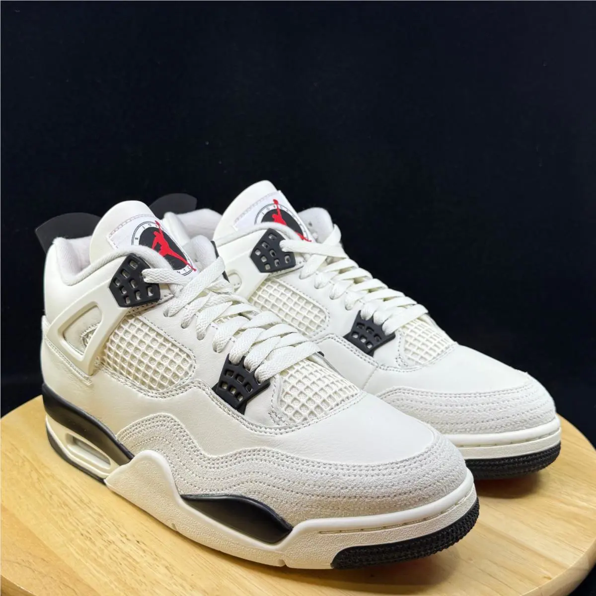 Nike shoes - White 2