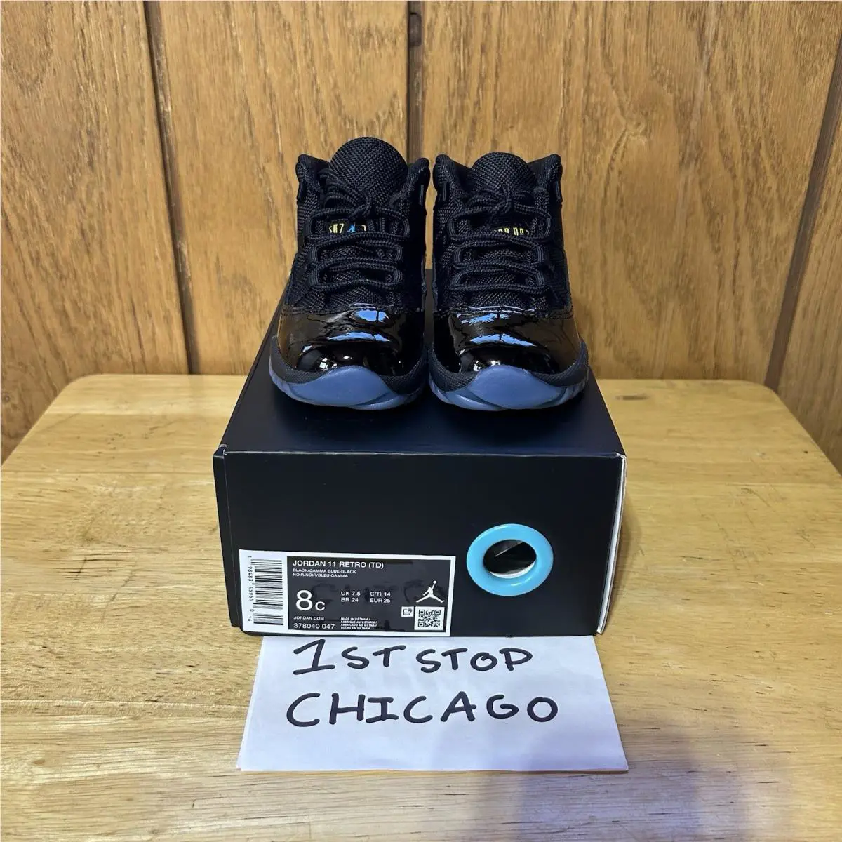 Nike shoes - Air Jordan 11 - Air - Black 0