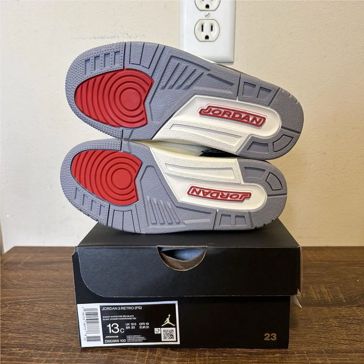 Nike shoes - Air Jordan 3 - Air - Multicolor 5