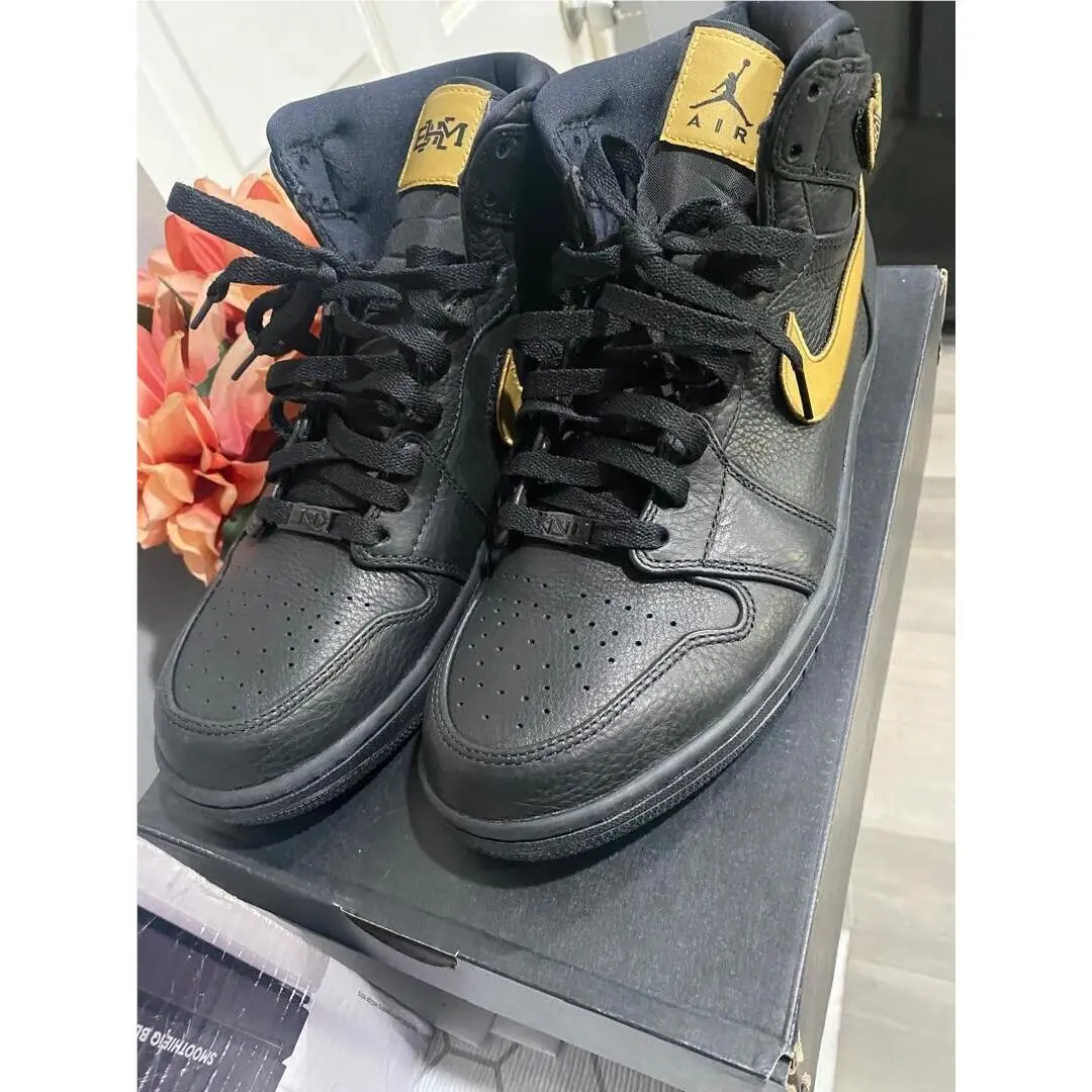Nike shoes - Air Jordan 1 - Air - 908656-001 - Black 0
