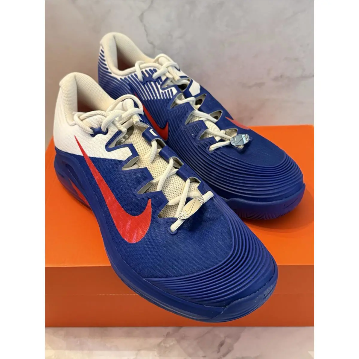 Nike shoes - Nike NikeCourt Vapor 12 - Court Vapor - HJ6770-500 - Multicolor, Manufacturer: Deep Night/Pale Ivory/Metallic Silver/Light Crimson 0