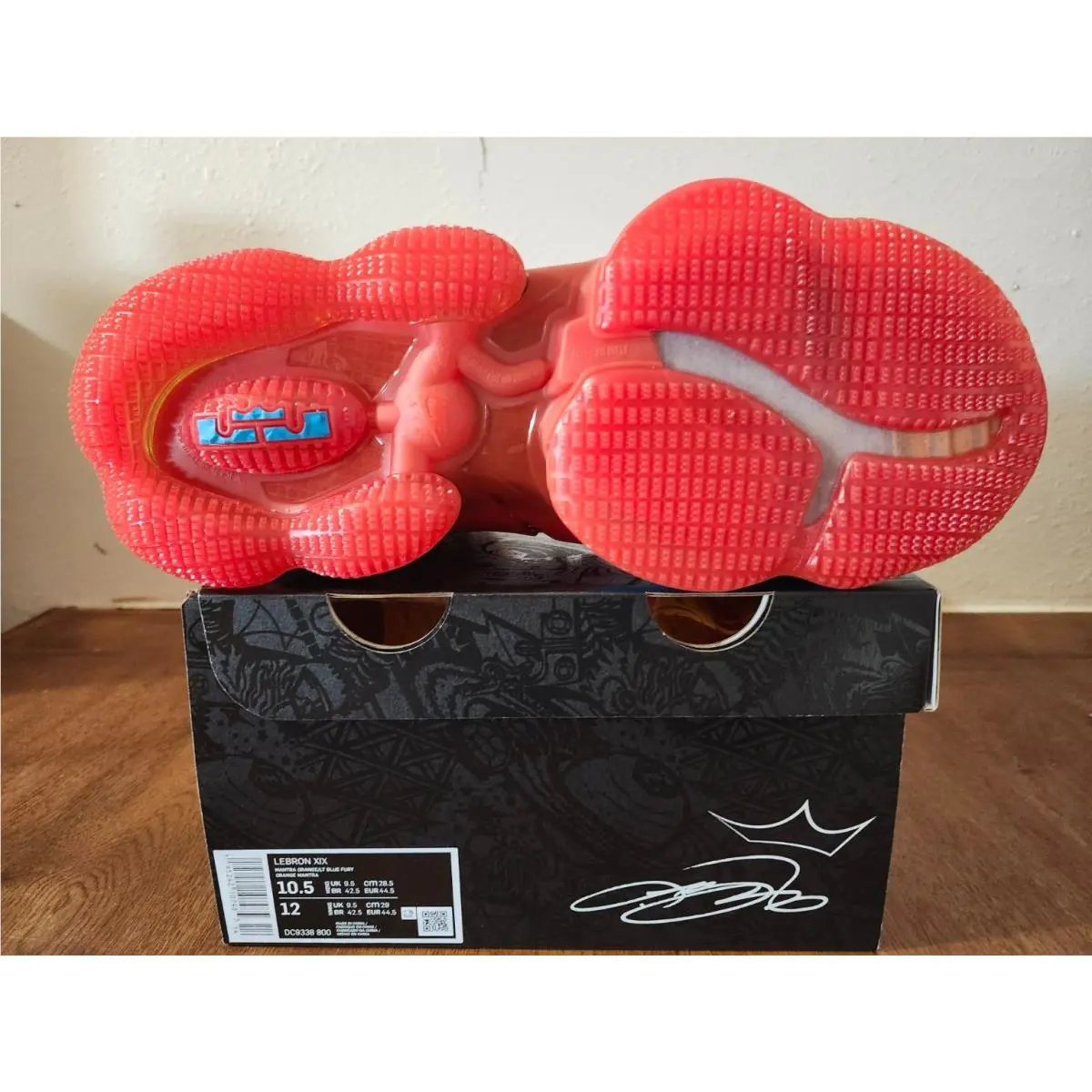 Nike shoes - Nike LeBron 19 - LeBron - DC9342-800 - Orange 1