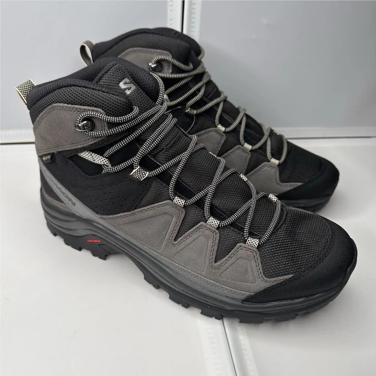 Salomon shoes - Salomon Quest - Quest - Black 3