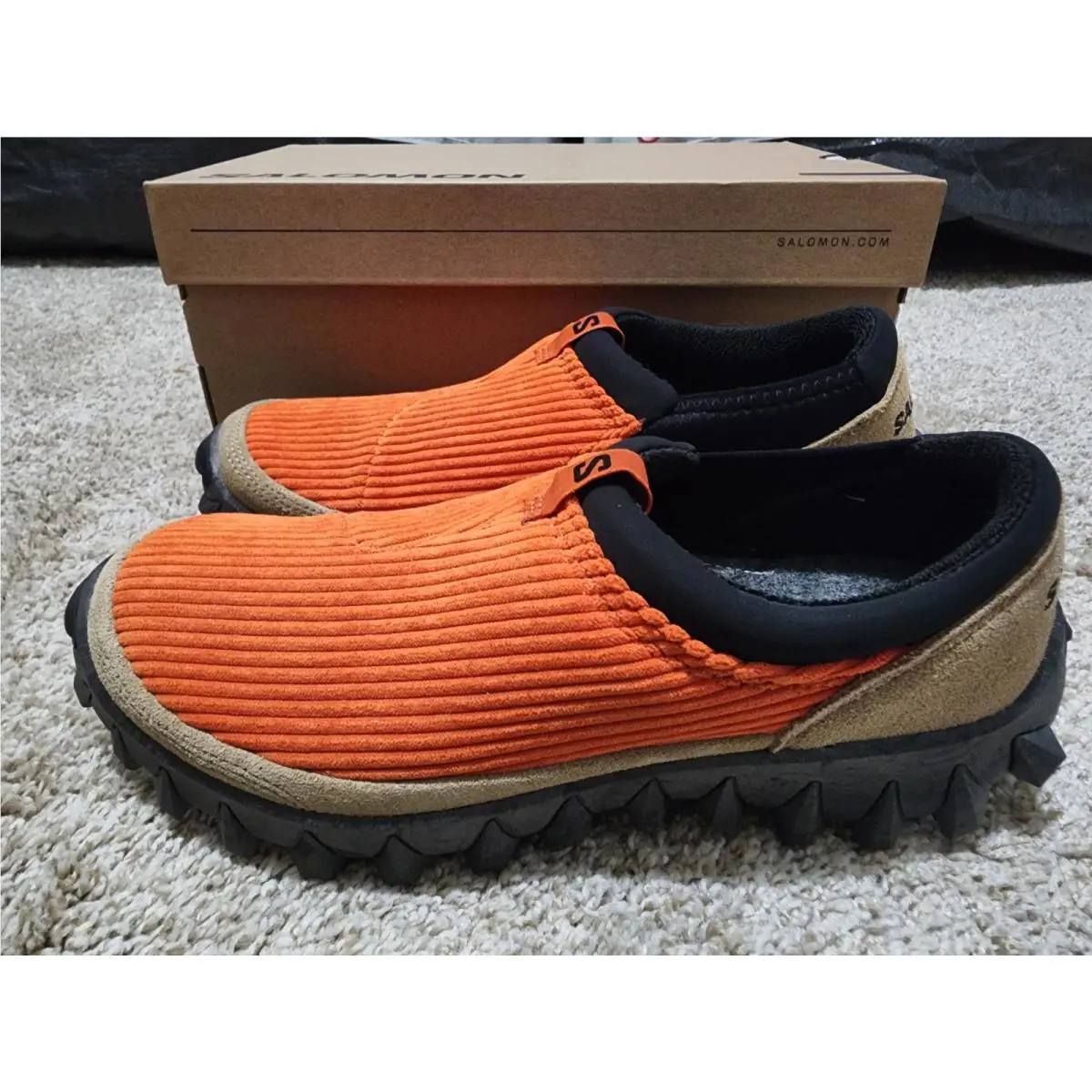 Salomon Snow Clog Orange Corduroy Suede Contagrip Men`s 8 / Women`s 9