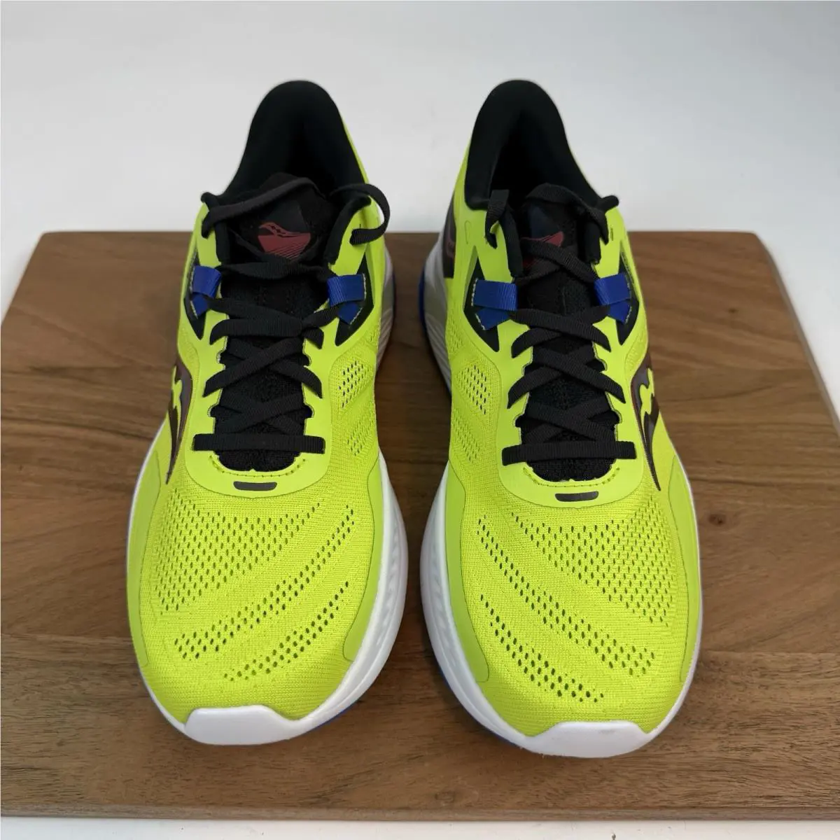 Saucony shoes - Guide 15 - Guide - Green 2