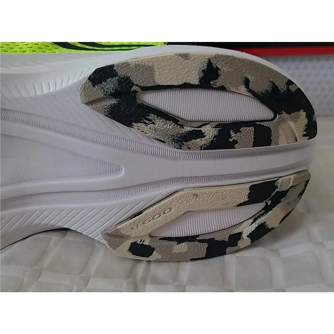 Saucony shoes - Saucony Axon 3 - Axon - S20826-06 - Yellow 14