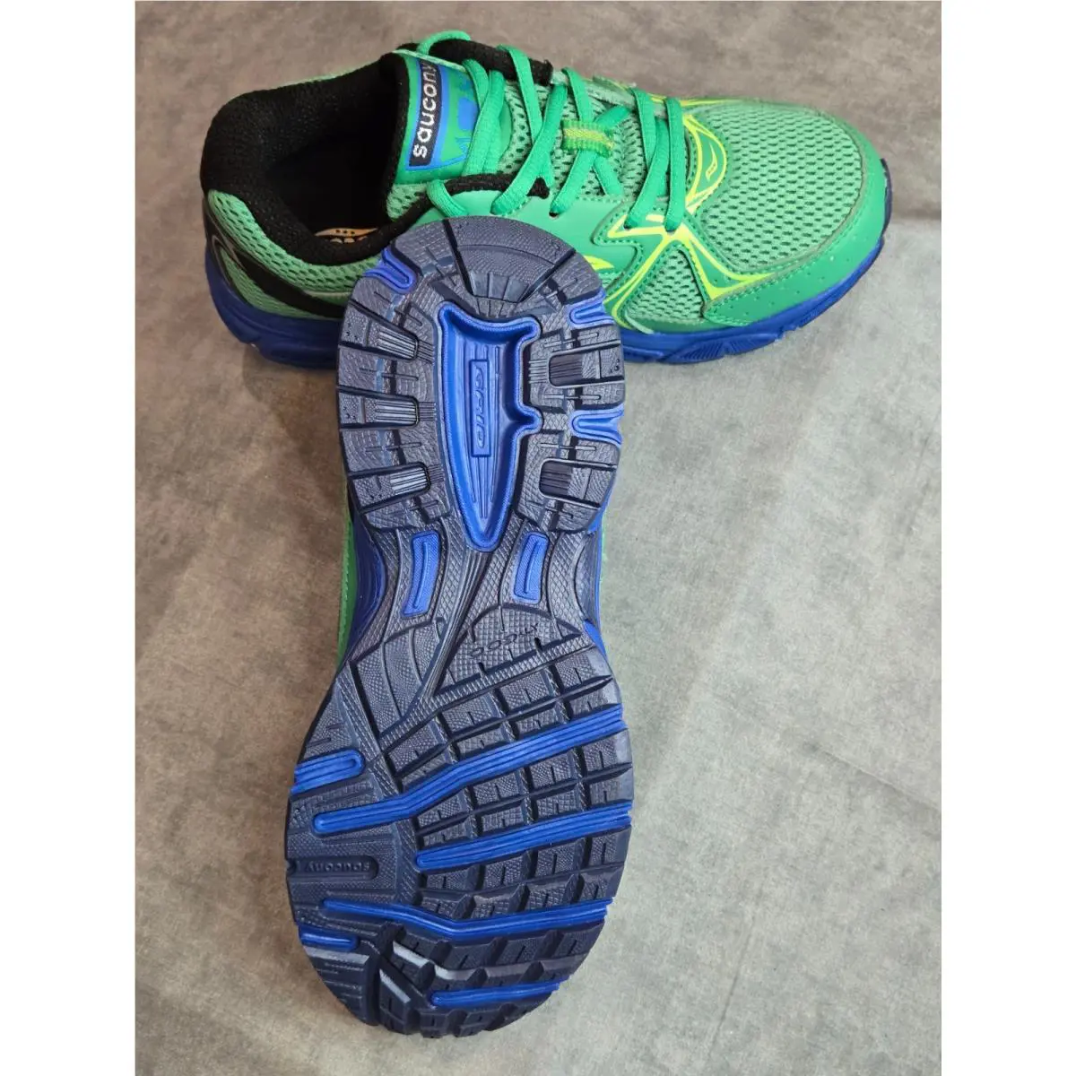Saucony shoes - Green 4