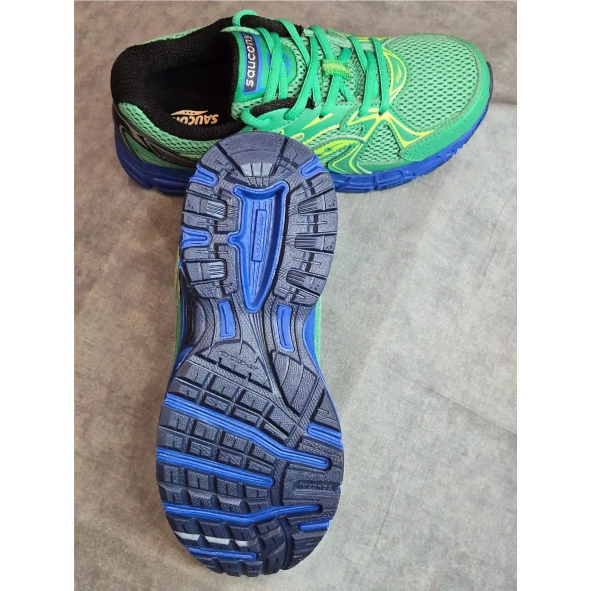 Saucony shoes - Green 5