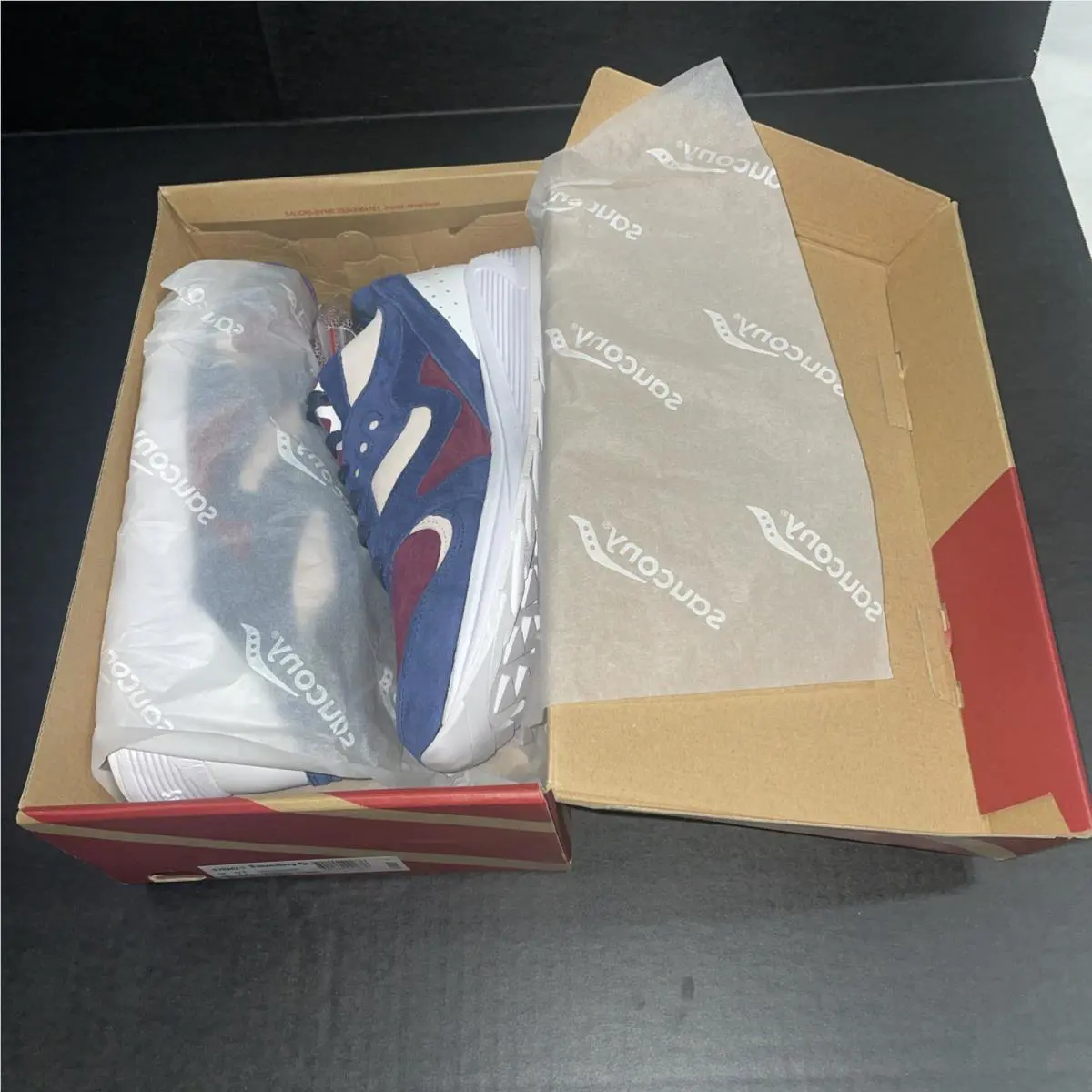 Saucony shoes - Saucony Grid 8000 - Grid - S70342-1 - Multicolor, Manufacturer: Navy/White/Maroon 8