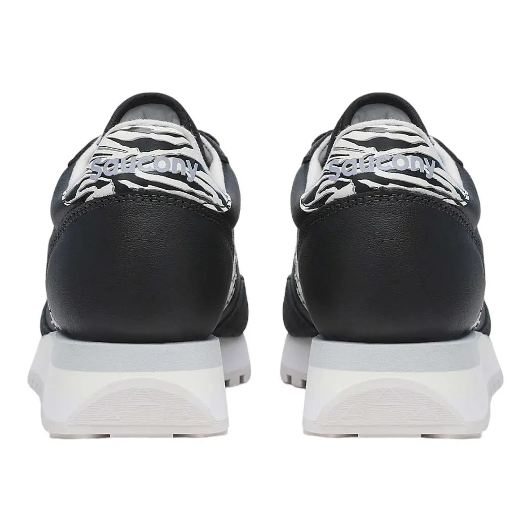 Saucony shoes - Black 2