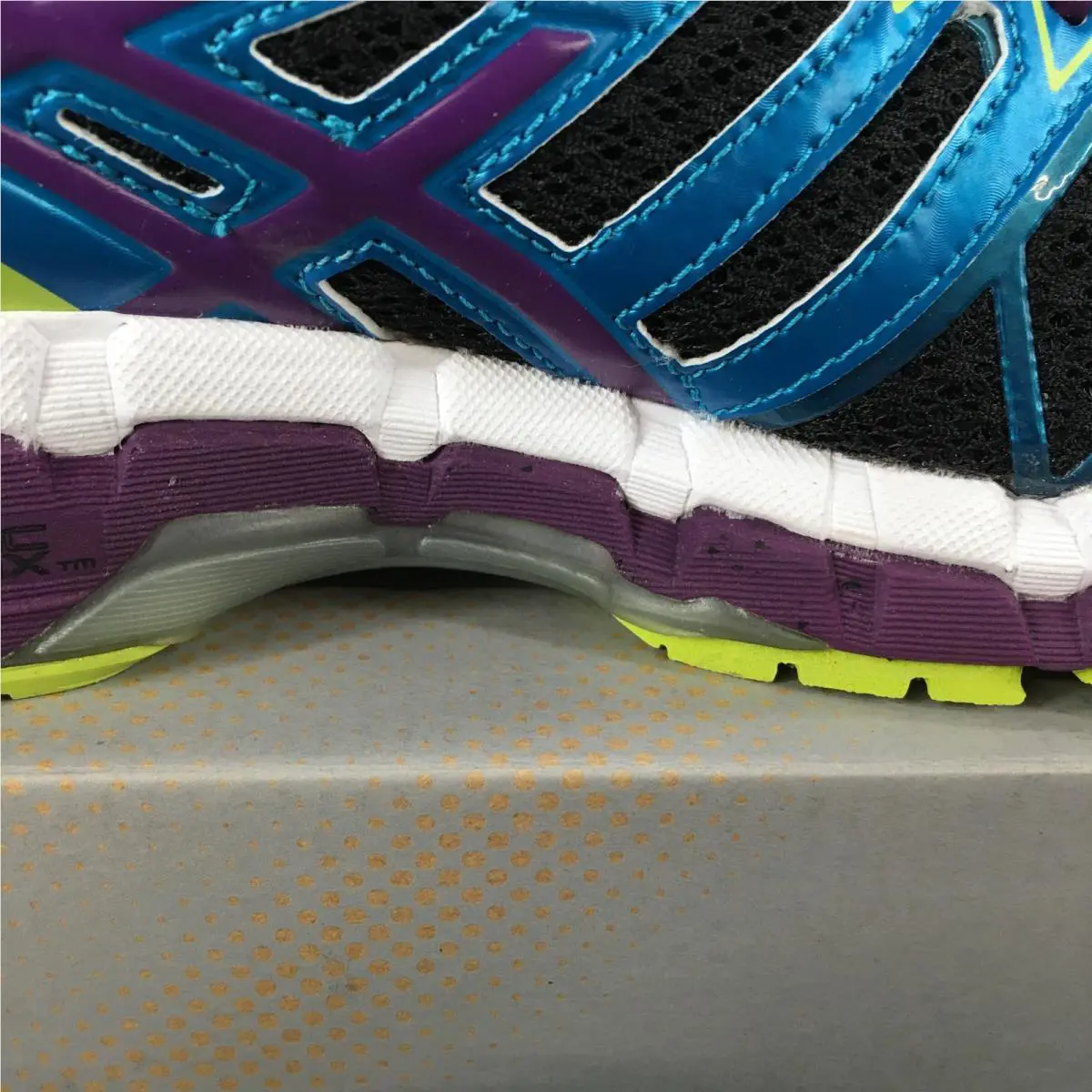 Asics shoes - ASICS GEL-Kayano 20 - Multicolor 1