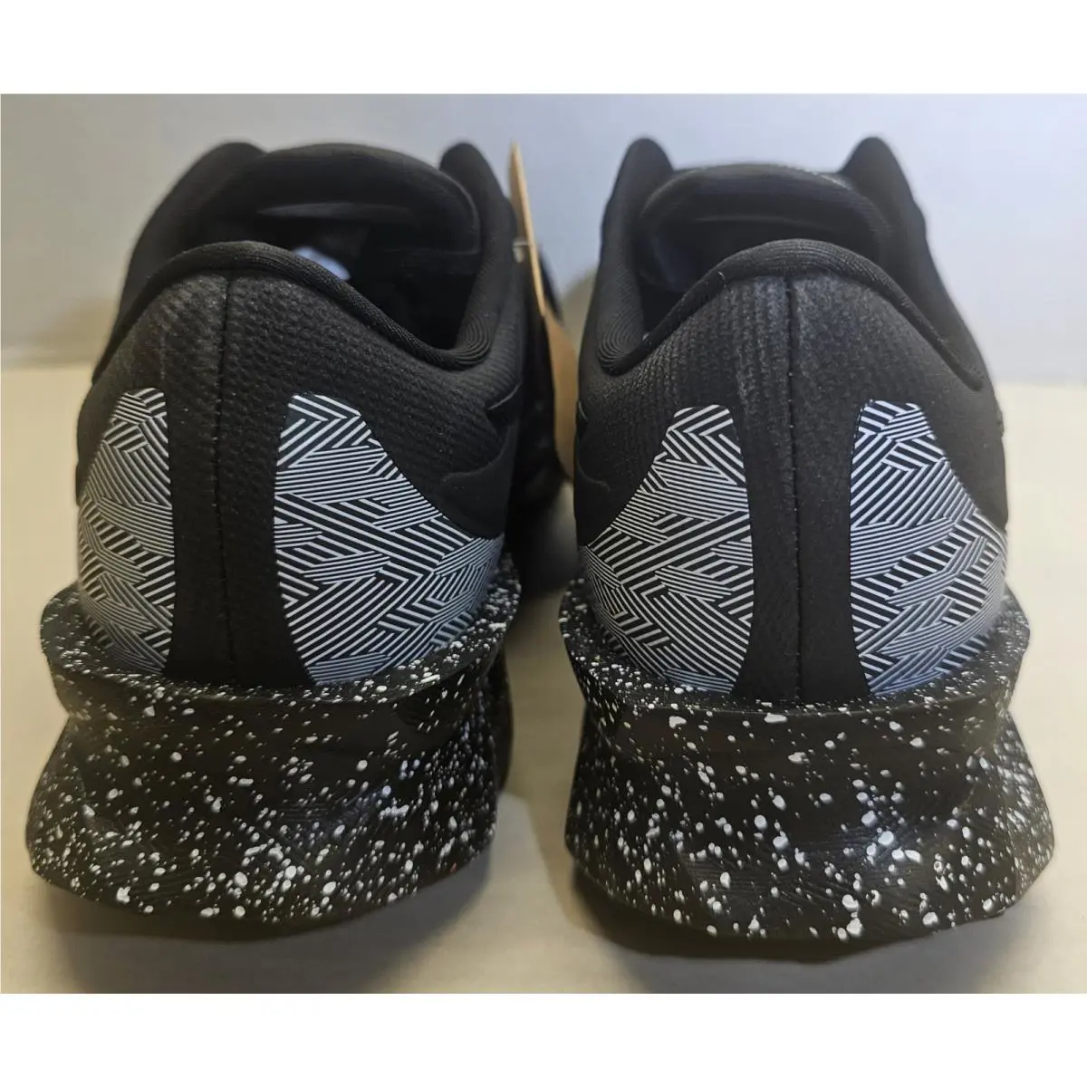 Asics shoes - 1012A987-001 - 1012A987-001 - Black/Black/White Speckled Mid Sole 9