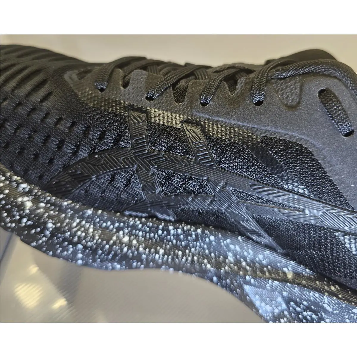 Asics shoes - 1012A987-001 - 1012A987-001 - Black/Black/White Speckled Mid Sole 12