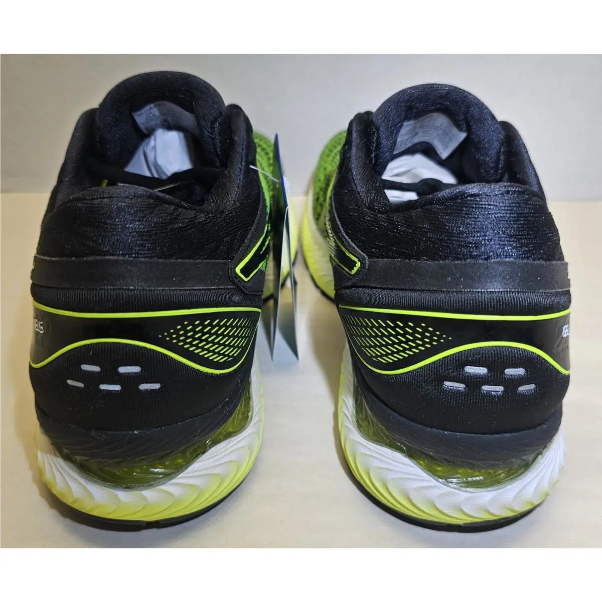 Asics shoes - Asics GEL-NIMBUS 22 - 1011A680-751 - Safety Yellow/Black Colorway 10