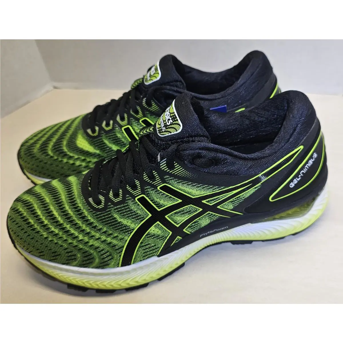 Asics shoes - Asics GEL-NIMBUS 22 - 1011A680-751 - Safety Yellow/Black Colorway 3