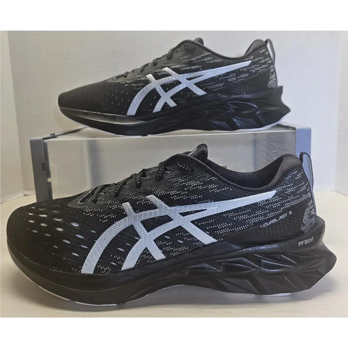 Asics Men`s Novablast 2 Black/pure Silver Comfort Running Sneakers Size 12.5