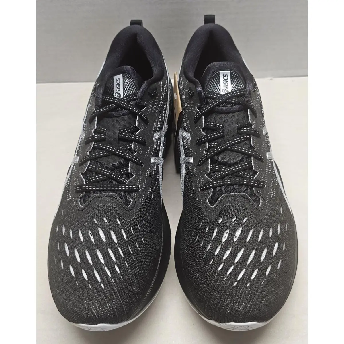 Asics shoes - ASICS Novablast - Novablast - 1011B192-001 - Black/Pure Silver 7