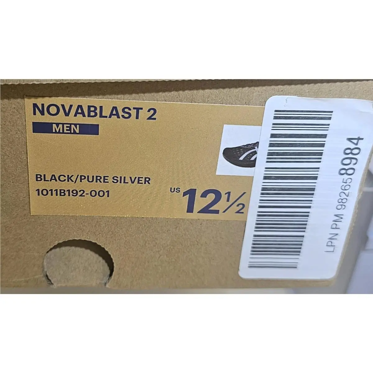 Asics shoes - ASICS Novablast - Novablast - 1011B192-001 - Black/Pure Silver 2