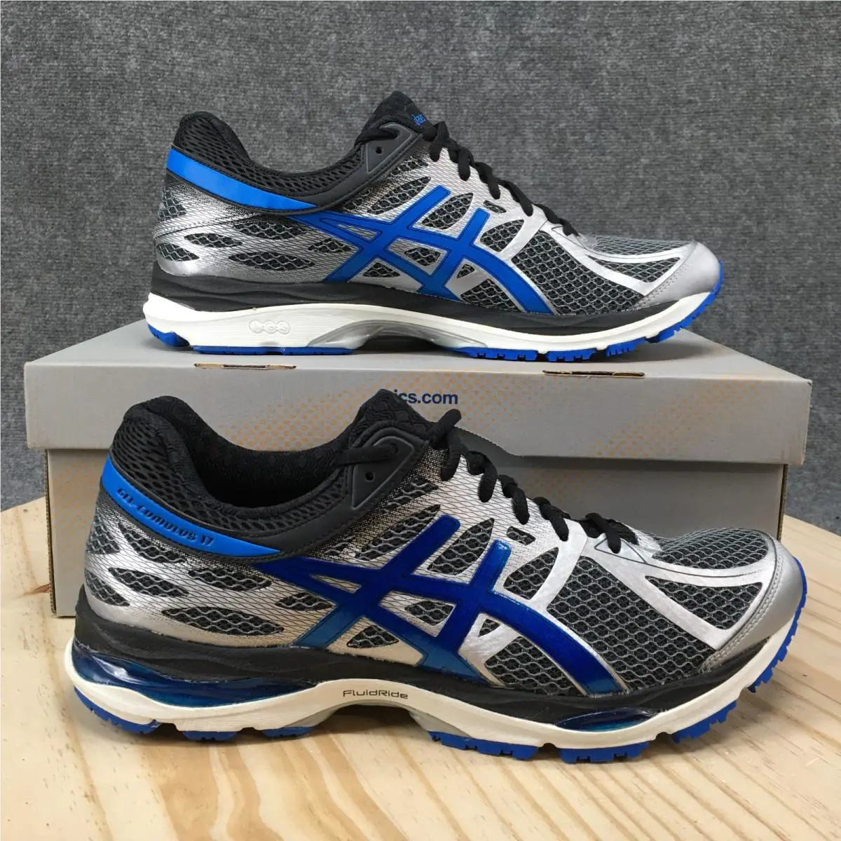 Asics Gel-cumulus 17 Running Shoes Mens 11.5 Low Sneakers Lace Up Blue Black