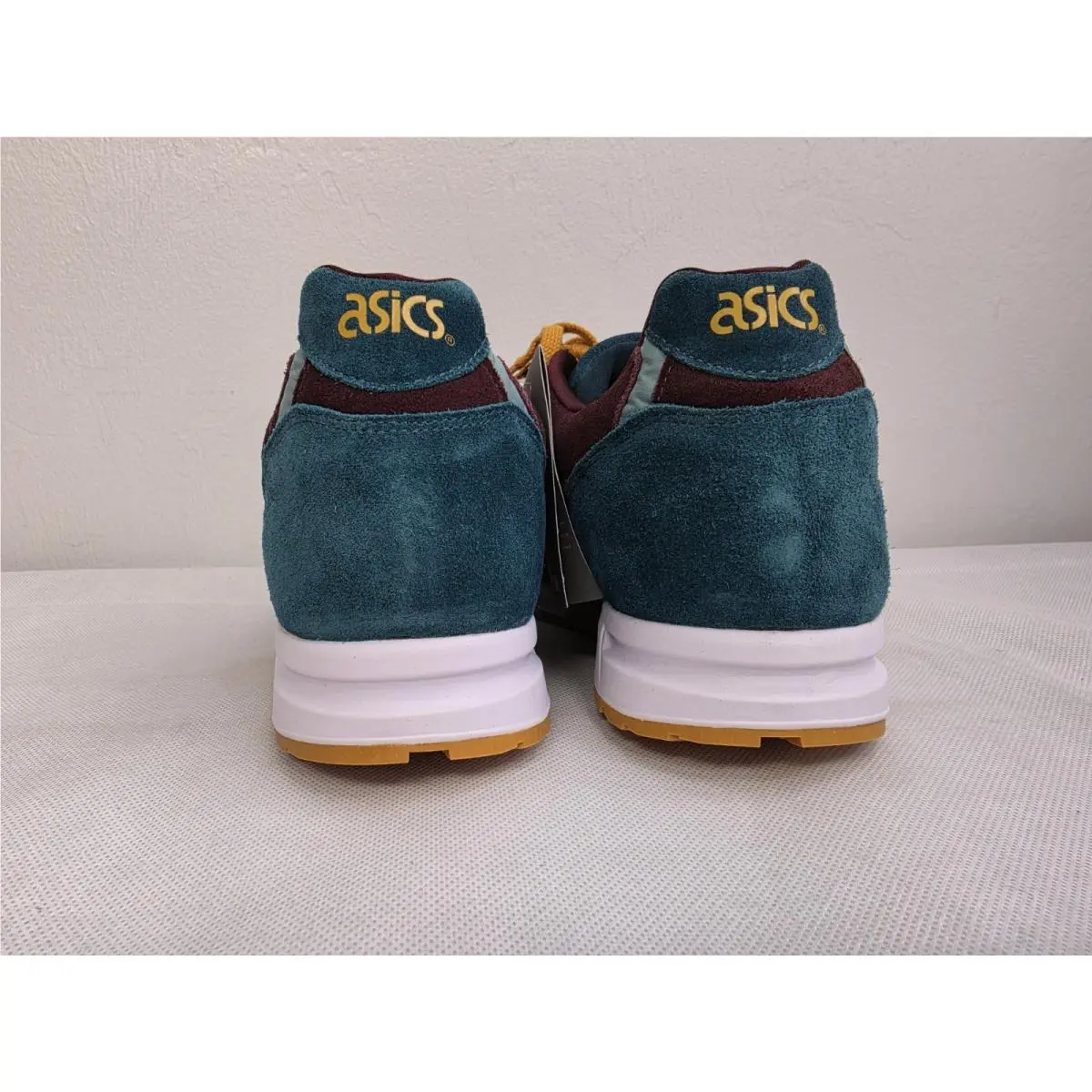 Asics shoes - ASICS Gel Saga - Gel Saga - 1191A141-300 - Green 12