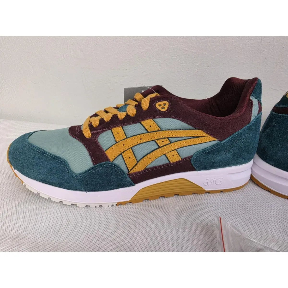 Asics shoes - ASICS Gel Saga - Gel Saga - 1191A141-300 - Green 2