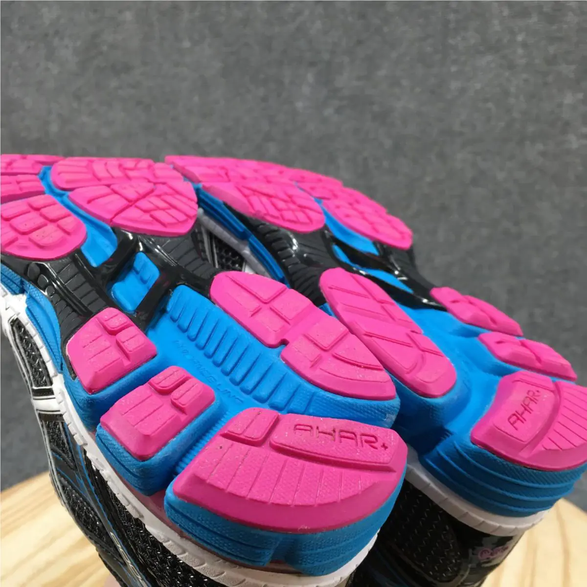 Asics shoes - ASICS GT-2000 2 - Multicolor 10