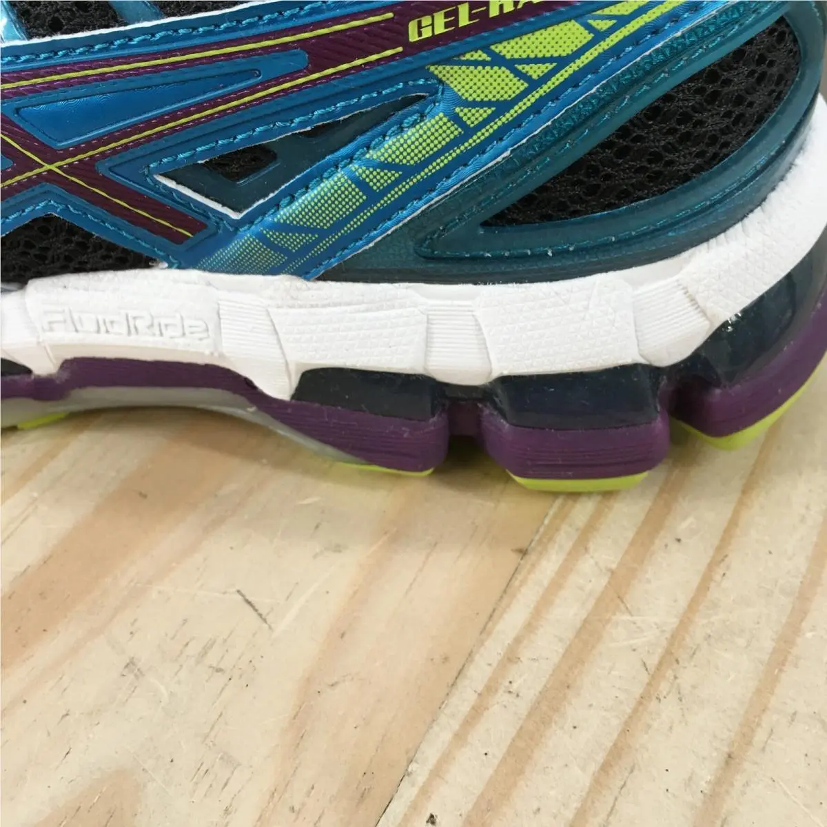Asics shoes - ASICS GEL-Kayano 20 - Multicolor 1