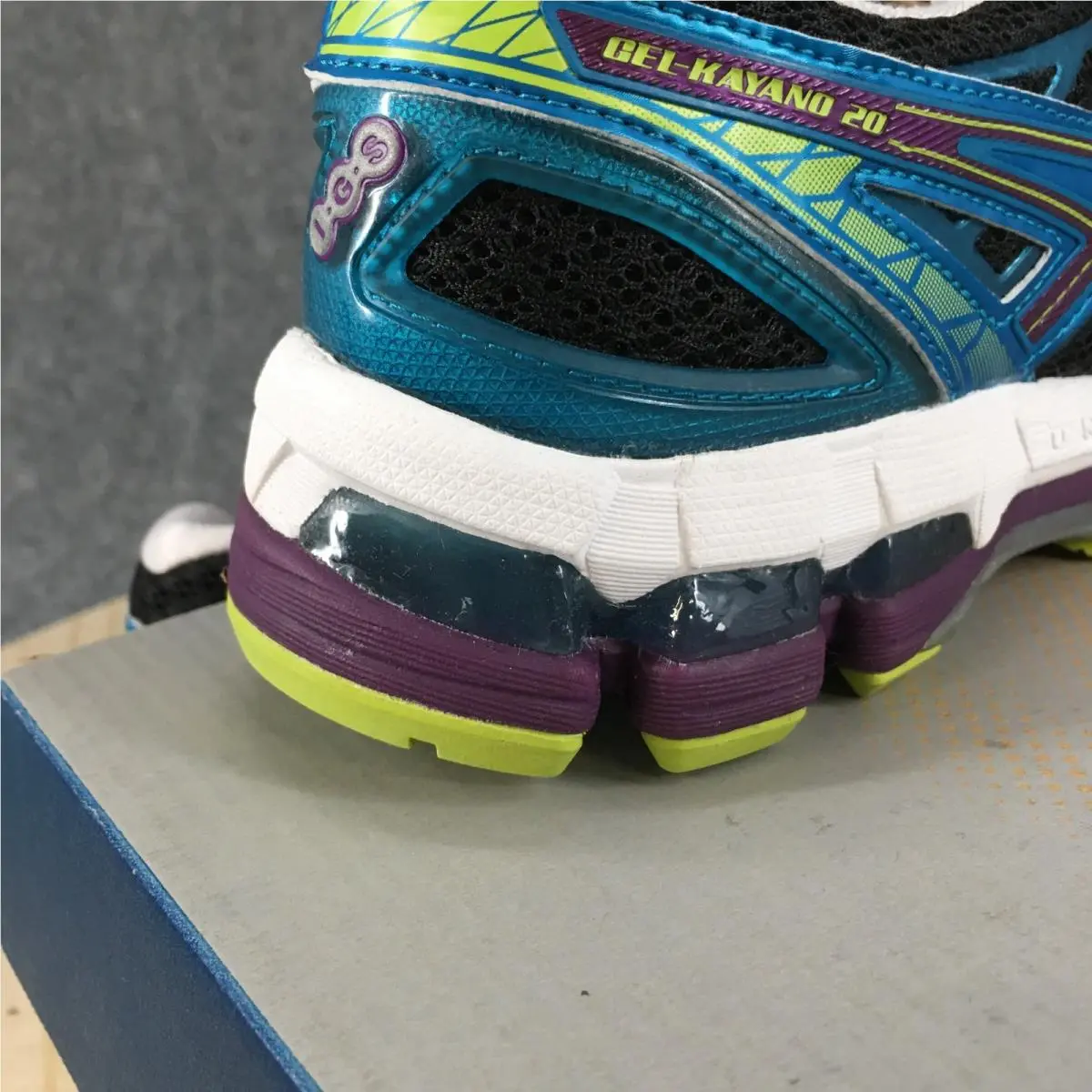 Asics shoes - ASICS GEL-Kayano 20 - Multicolor 2